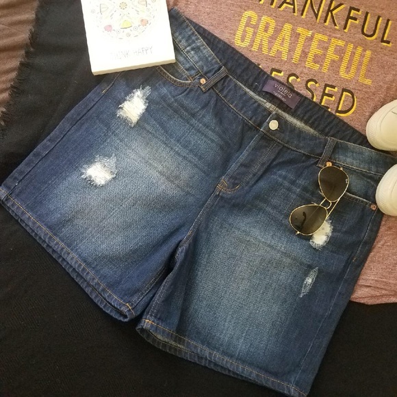 VIOLETA JEAN SHORTS SIZE 14 - Picture 6 of 8